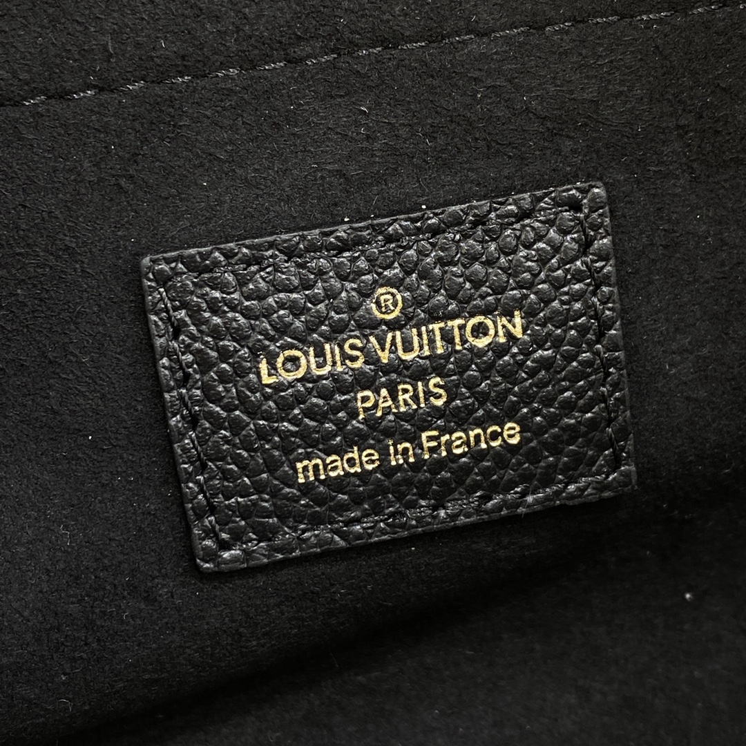 Louis Vuitton SPEEDY BANDOULIERE 20 Monogram Handbag M58953 Black 